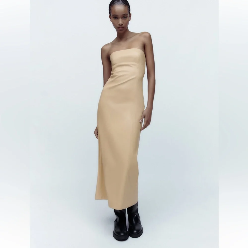 ZARA BLOGGERS FAV FAUX LEATHER DRESS - Picture 7 of 9